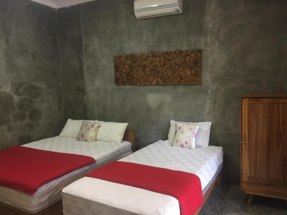 Watukarung Ristu Homestay Kalak Екстер'єр фото
