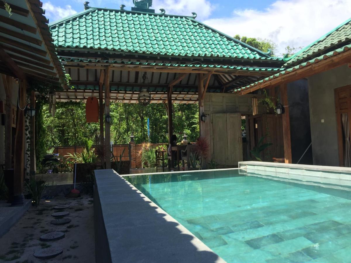 Watukarung Ristu Homestay Kalak Екстер'єр фото