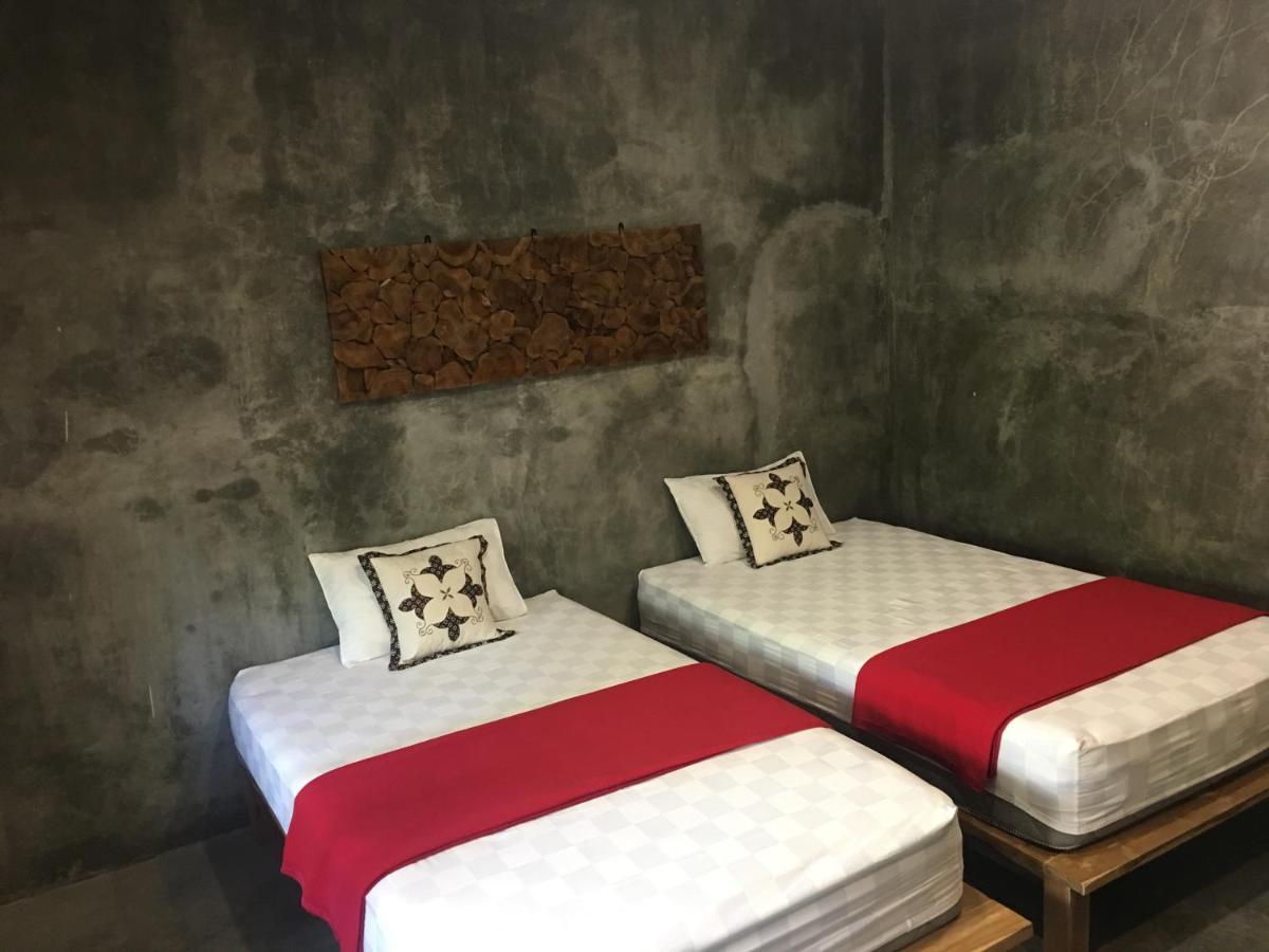Watukarung Ristu Homestay Kalak Екстер'єр фото